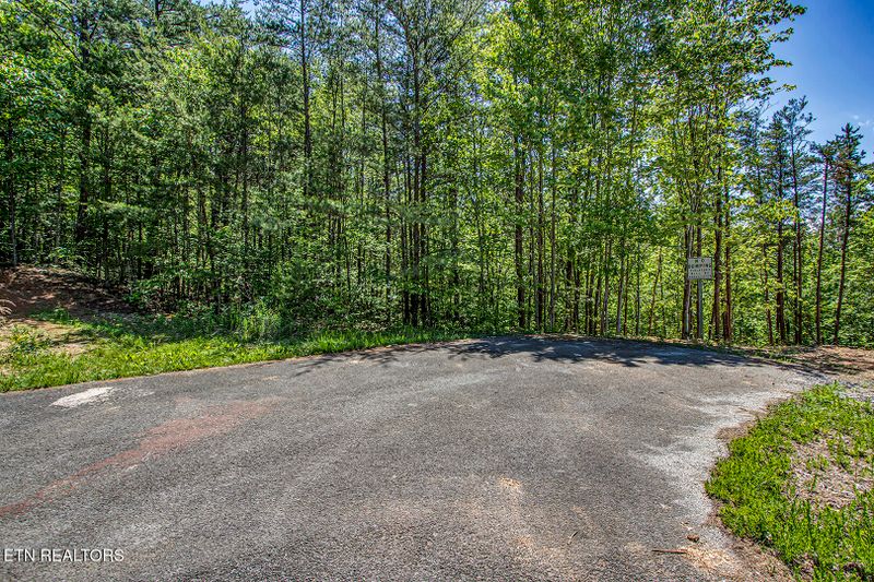 0 Sassafras Tr, Sevierville, TN 37876