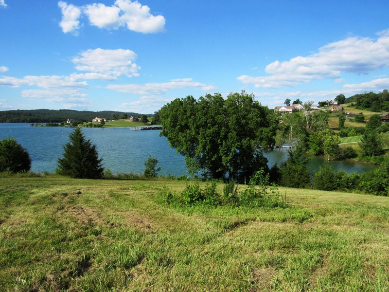 0 Shainas Pl, Sharps Chapel, TN 37866