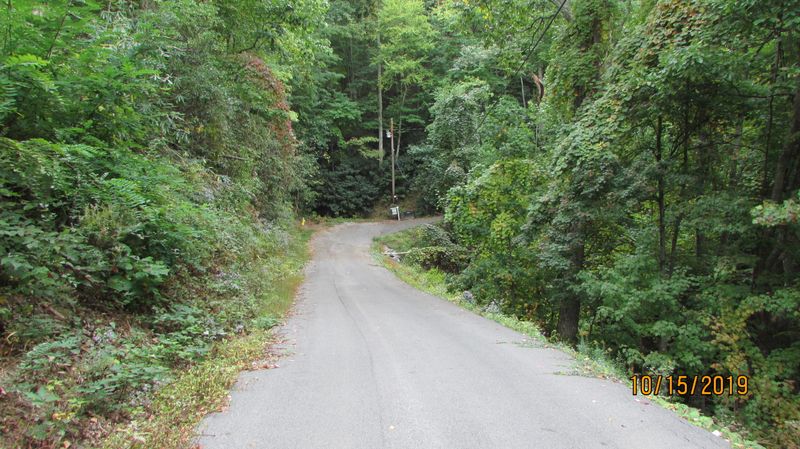 0 St Moritz Dr, Gatlinburg, TN 37738