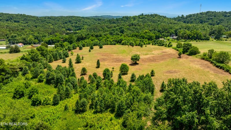 0 Thorngrove Pike, Kodak, TN 37764