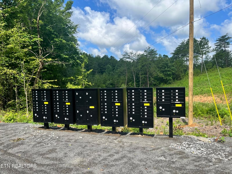 0 Three Point Rd, Madisonville, TN 37354