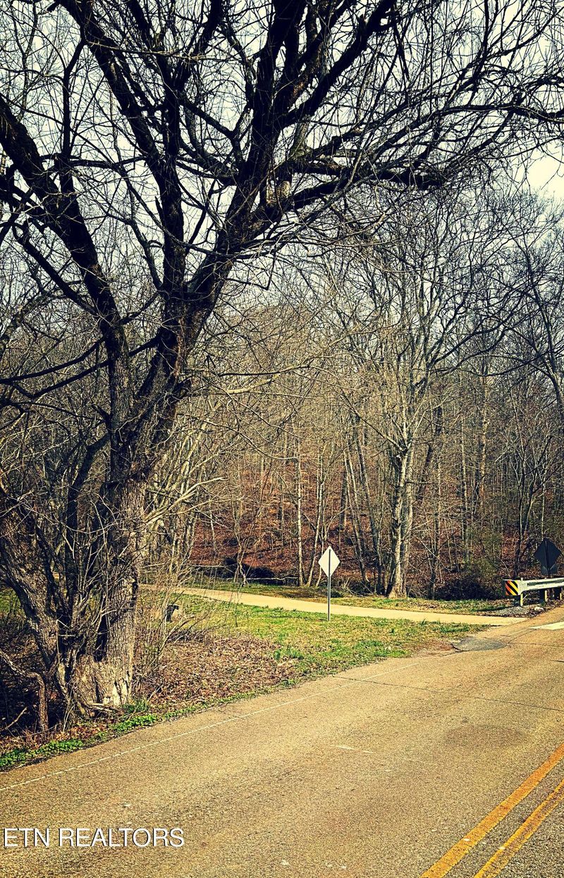 0 Tract 4 & 5 Simpson Rd, Lenoir City, TN 37771