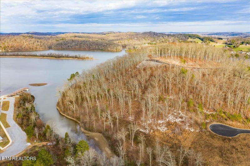 0 Twin Lakes Dr, Loudon, TN 37774