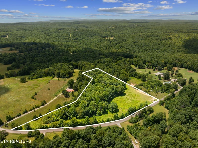 0 W Lake Rd, Sparta, TN 38583