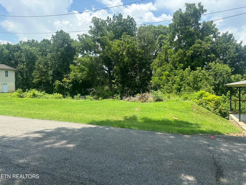 0 W Lot 22r Ninth Ave, Lenoir City, TN 37771