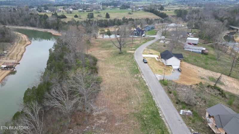 0 Wagon Ln, Speedwell, TN 37870