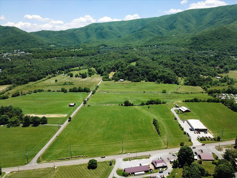 0 Wears Valley Parcel 014 Rd, Sevierville, TN 37862