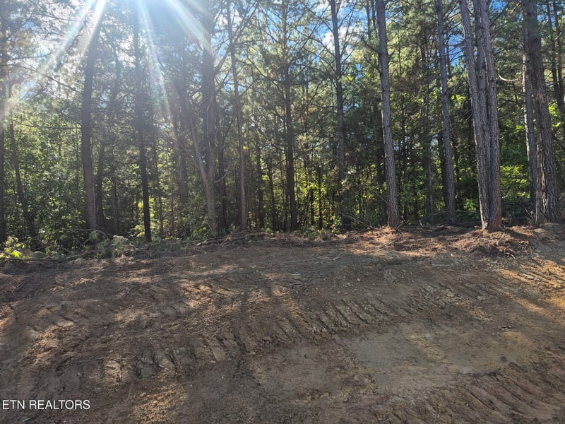 0 Whispering Pines Ln, Crossville, TN 38572