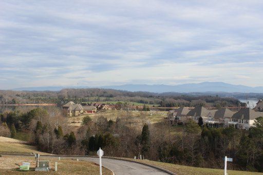 0 White Hawk Dr, Vonore, TN 37885