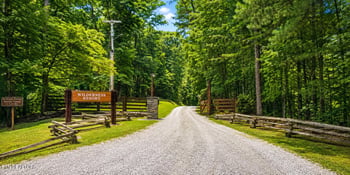 0 Wilderness Tr, Oneida, TN 37841