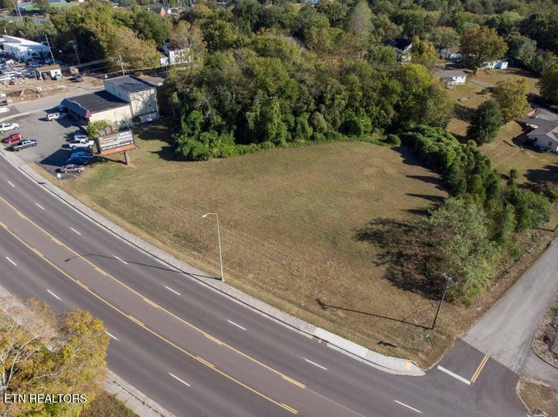 000 Decatur Pike, Athens, TN 37303