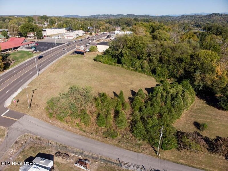 000 Decatur Pike, Athens, TN 37303