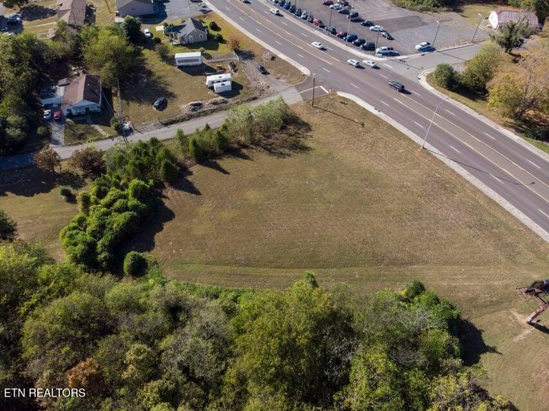 000 Decatur Pike, Athens, TN 37303