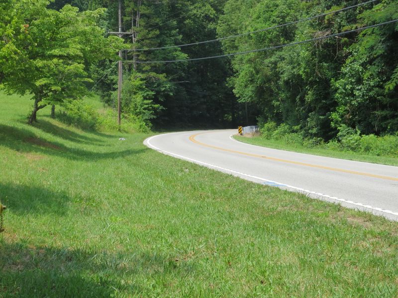 000 River Rd, Ten Mile, TN 37880