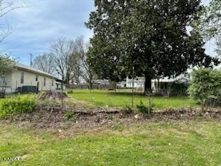 000 Tennessee Ave, Etowah, TN 37331