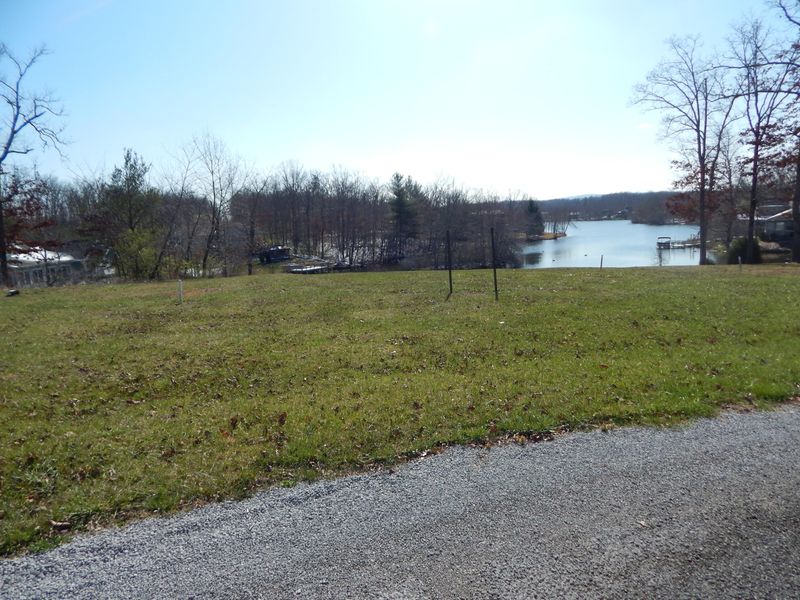 1 - 3 War Eagle Cir, Crossville, TN 38572