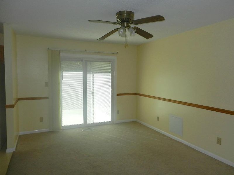 1 Zirkle Dr, Kingston, TN 37763