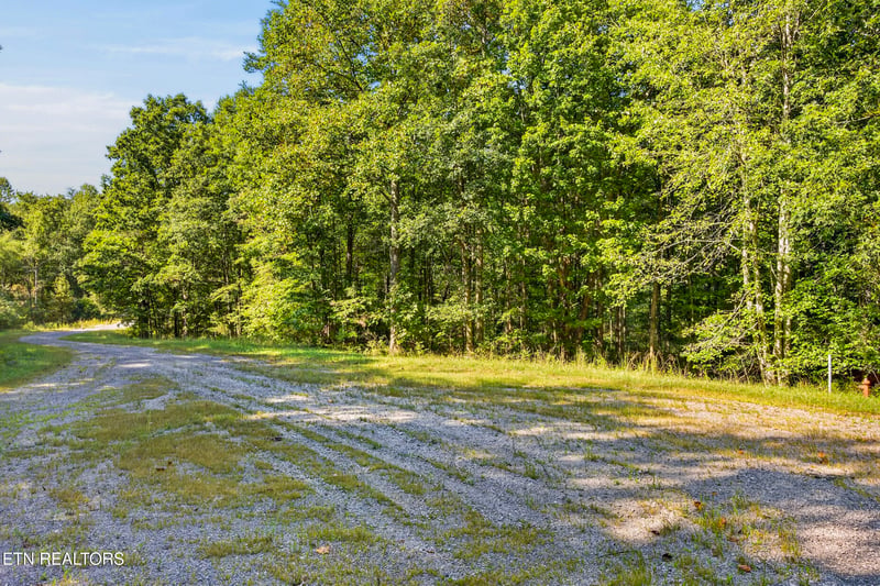 1.1 Acres Glade Pl, Monterey, TN 38574