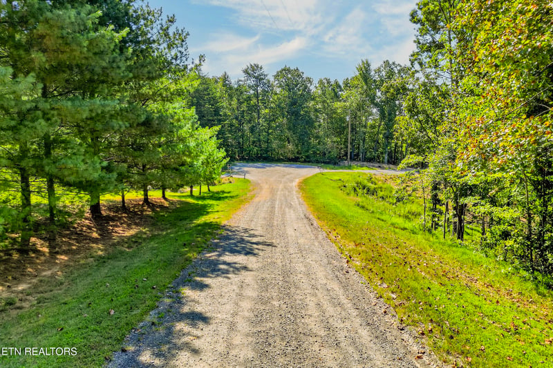 1.8 Acres Tower Pl, Monterey, TN 38574
