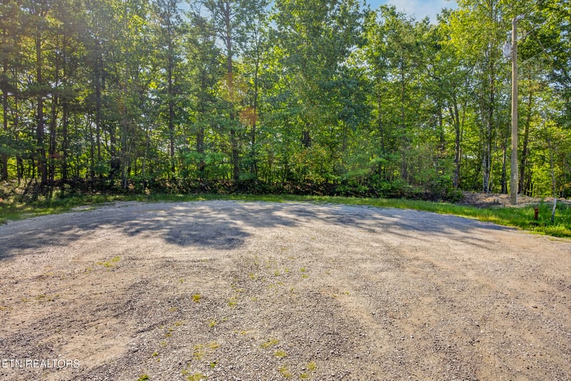 1.8 Acres Tower Pl, Monterey, TN 38574