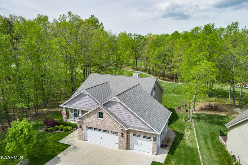 10 Doyle Ct, Crossville, TN 38558