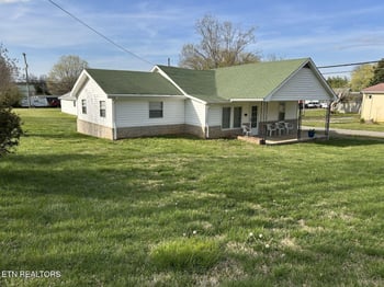 10 E Farrell St, Niota, TN 37826