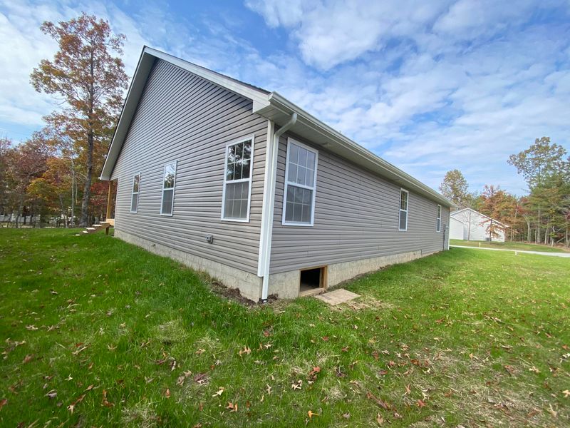 10 Edgemere Ct, Crossville, TN 38558