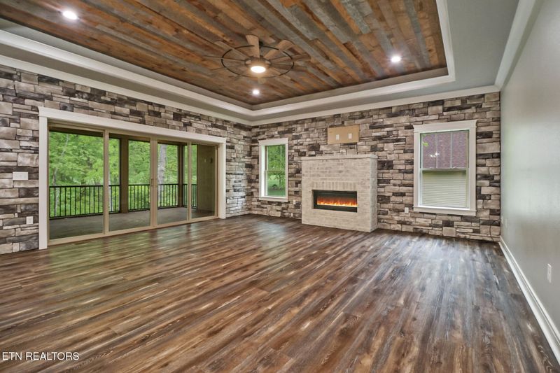 10 Hanover Ct, Fairfield Glade, TN 38558