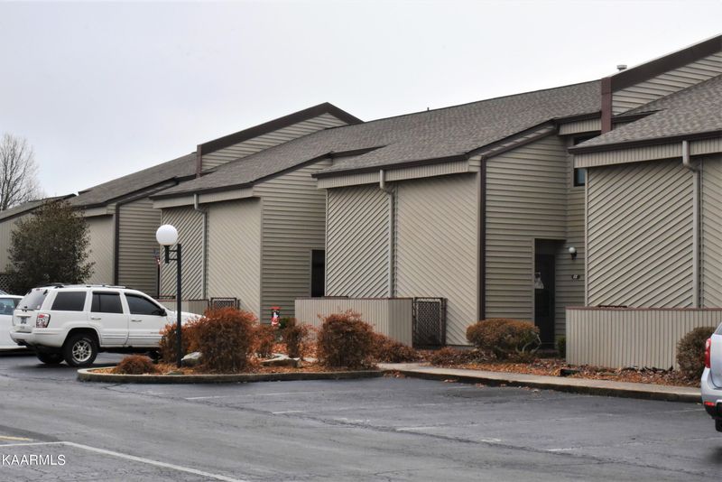 10 Lakeshore Ter #67, Fairfield Glade, TN 38558