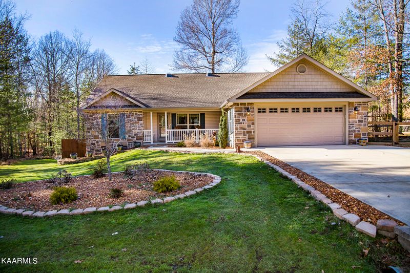 10 Minetta Ct, Crossville, TN 38558
