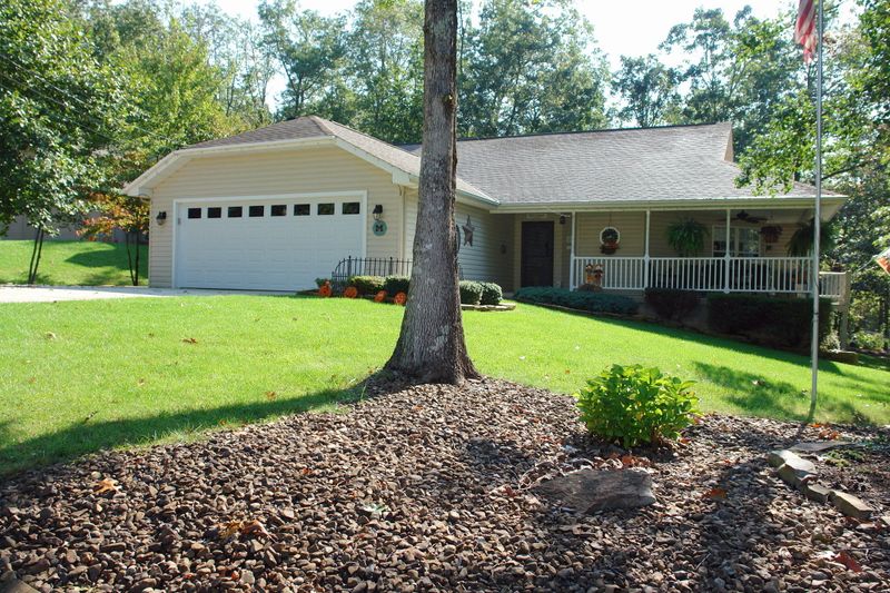 10 Overlook Ter, Fairfield Glade, TN 38558