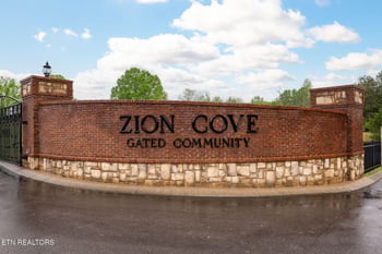 10 R Zion Cv Ln #NA, Englewood, TN 37329