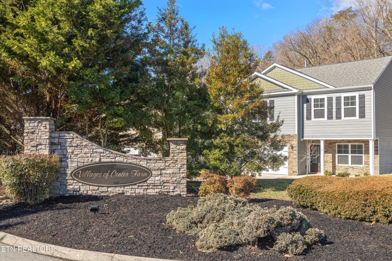 10 Village Way, Kingston, TN 37763