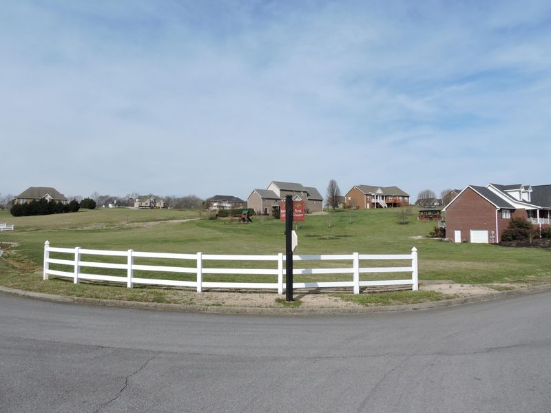 10 Winners Cir, Seymour, TN 37865