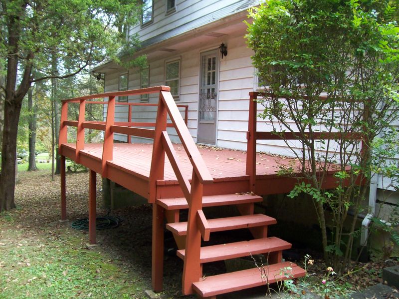 100 Albright Rd, Oak Ridge, TN 37830