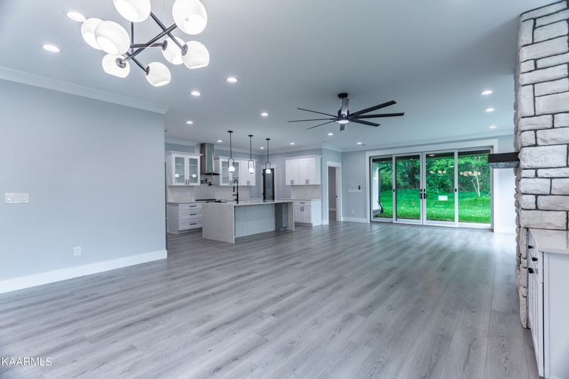 100 Chahyga Way, Loudon, TN 37774