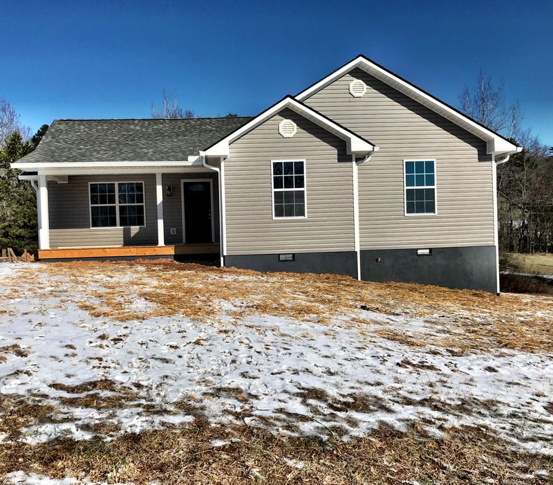 100 County Road 344, Sweetwater, TN 37874