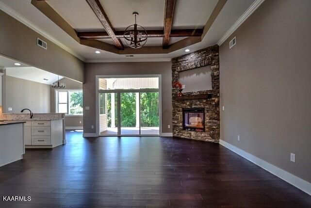 100 Doya Ln, Loudon, TN 37774
