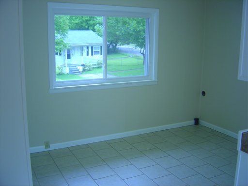 100 E Price Rd, Oak Ridge, TN 37830