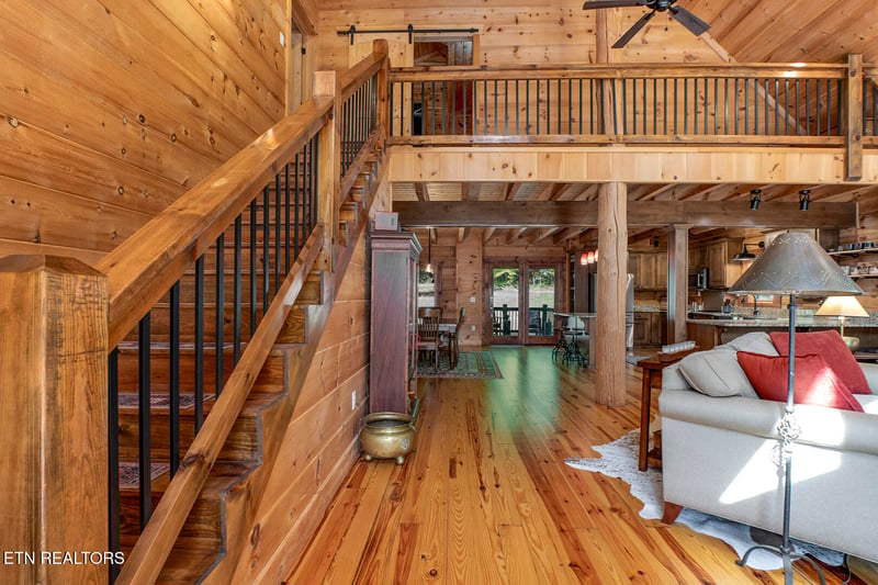 100 Eagle Ridge Rd, Rockwood, TN 37854