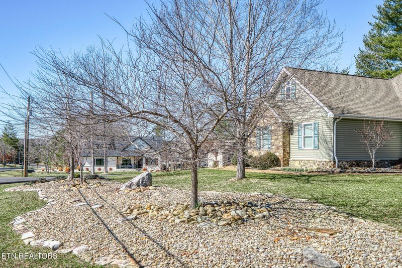 100 Edgemere Dr, Fairfield Glade, TN 38558