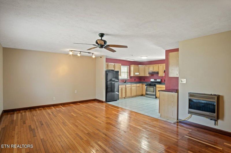100 Houston Ave, Oak Ridge, TN 37830