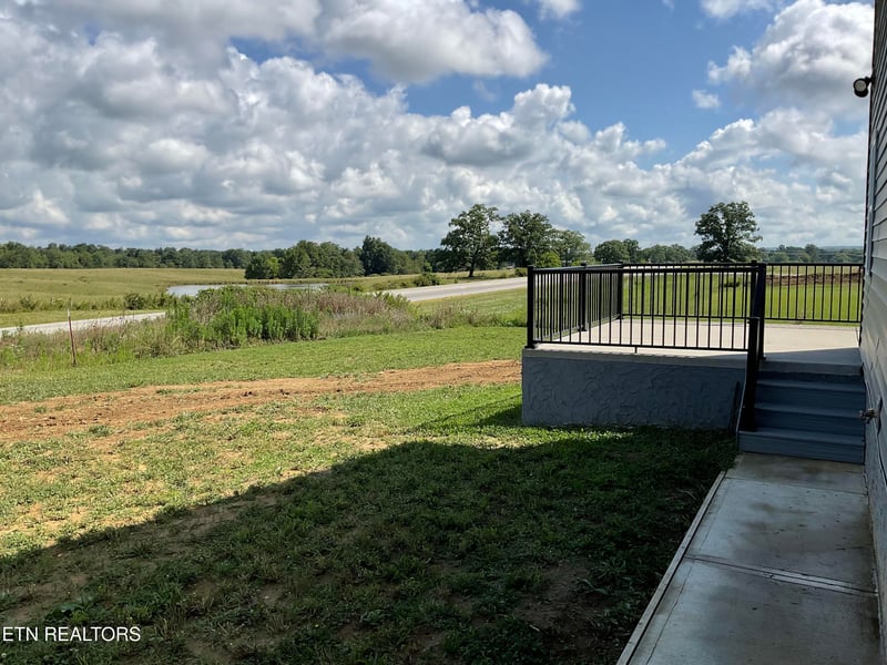 100 Juniper Ln, Crossville, TN 38555