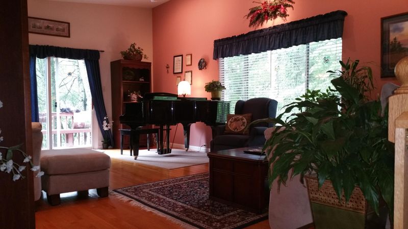 100 Lehigh Ln, Oak Ridge, TN 37830