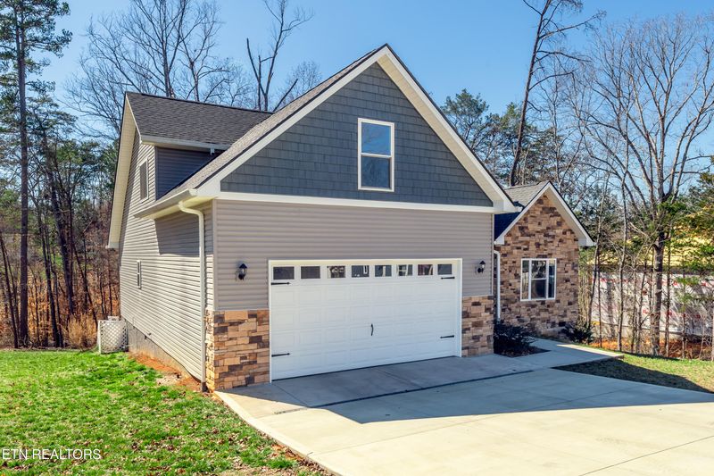 100 Noya Ln, Loudon, TN 37774