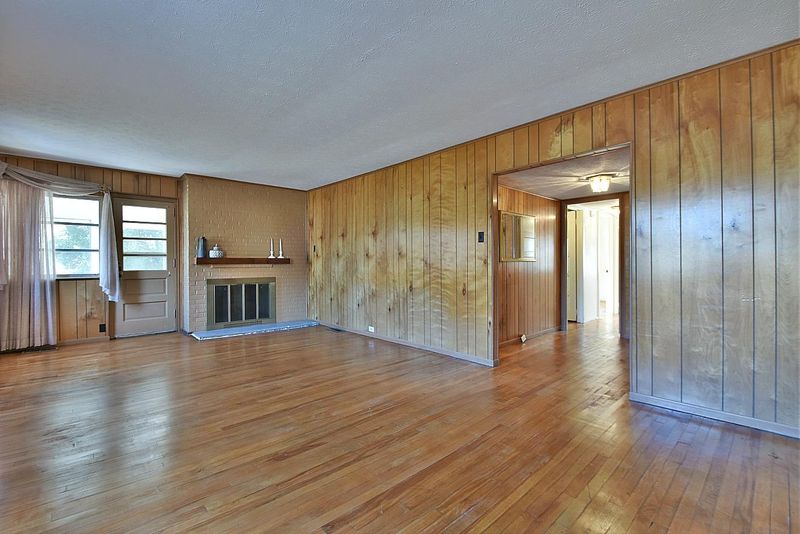 100 Orange Ln, Oak Ridge, TN 37830