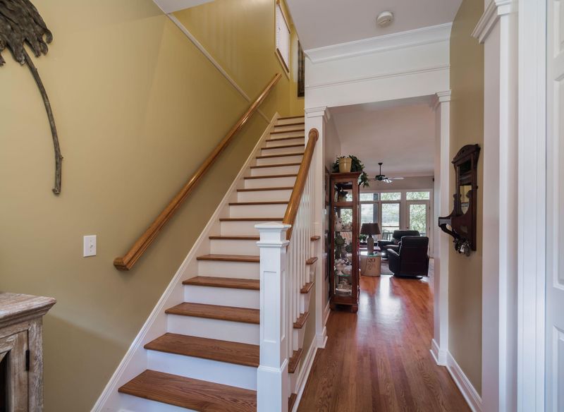 100 Park Meade Dr, Oak Ridge, TN 37830