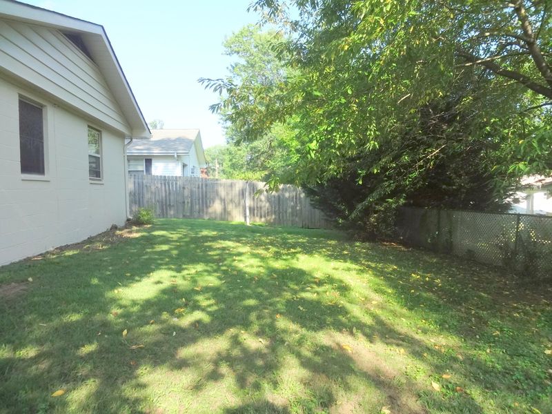 100 Piedmont Rd, Oak Ridge, TN 37830