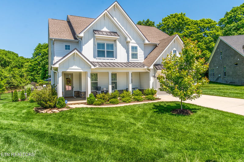 100 Reverence Run Ln, Knoxville, TN 37934