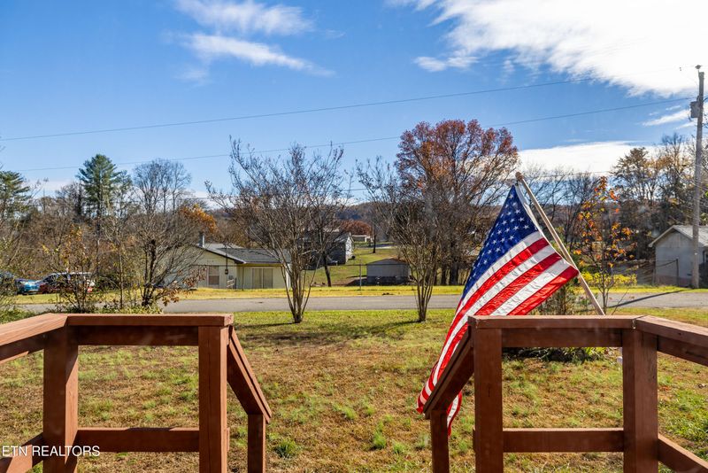100 Second St, Rockwood, TN 37854